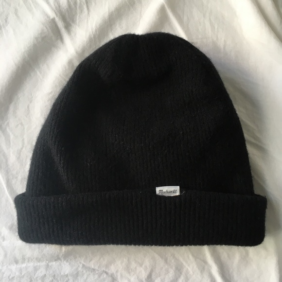 Madewell Accessories - Madewell Cuffed Beanie